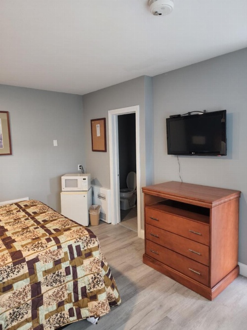 Budget Inn Horseheads image 11