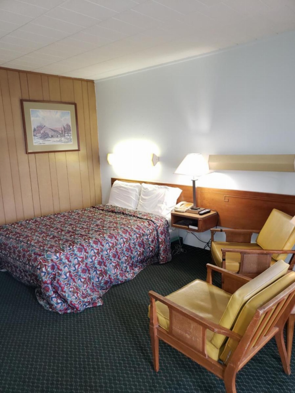 Room image 3